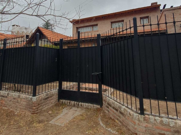 VENTA Casa 4 dormitorios Calle Aguero JK 6